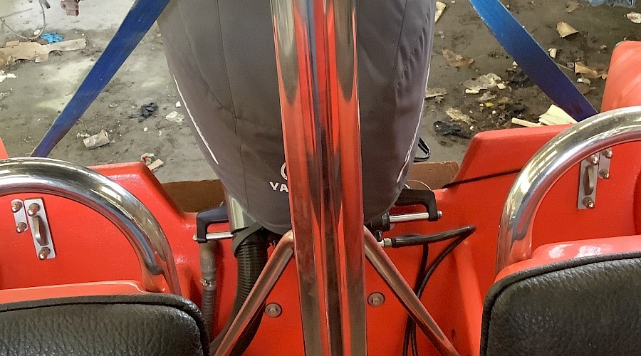 Tornado 690