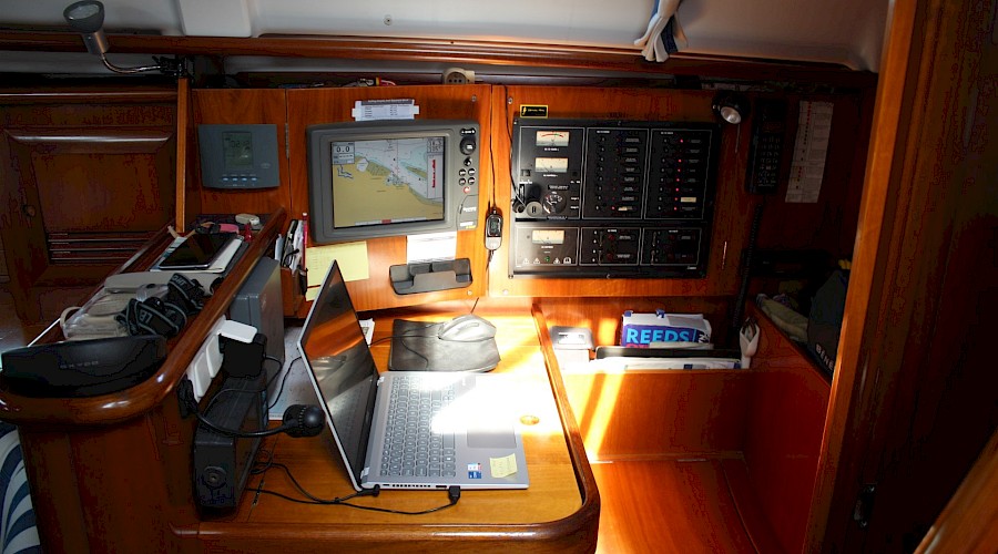 Beneteau Oceanis clipper 411