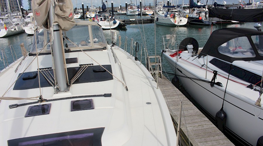 Dufour 430 Grand Large