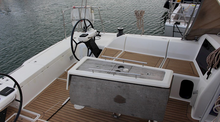 Dufour 430 Grand Large